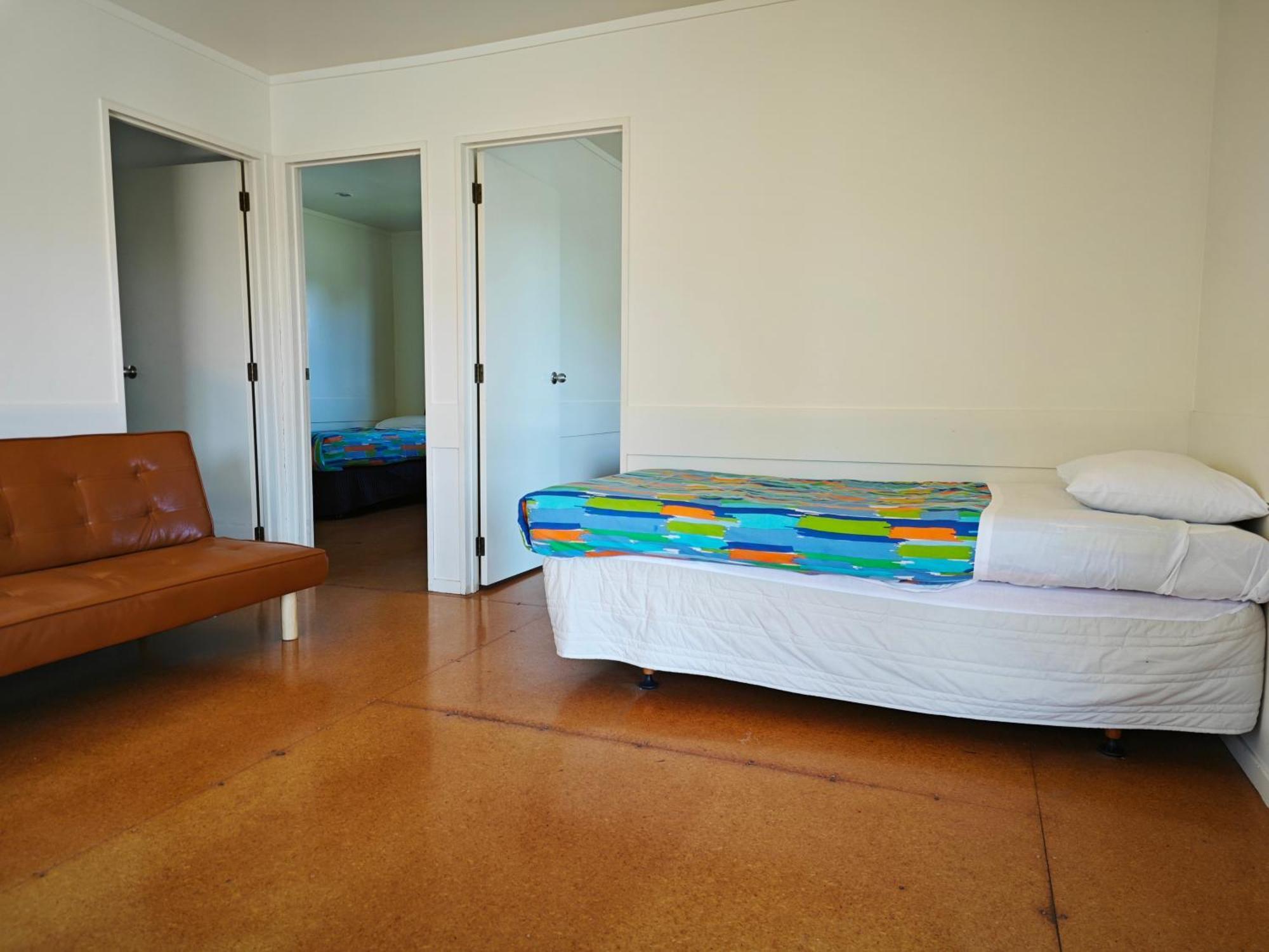 Accommodation At Te Puna Motel Tauranga Exterior photo