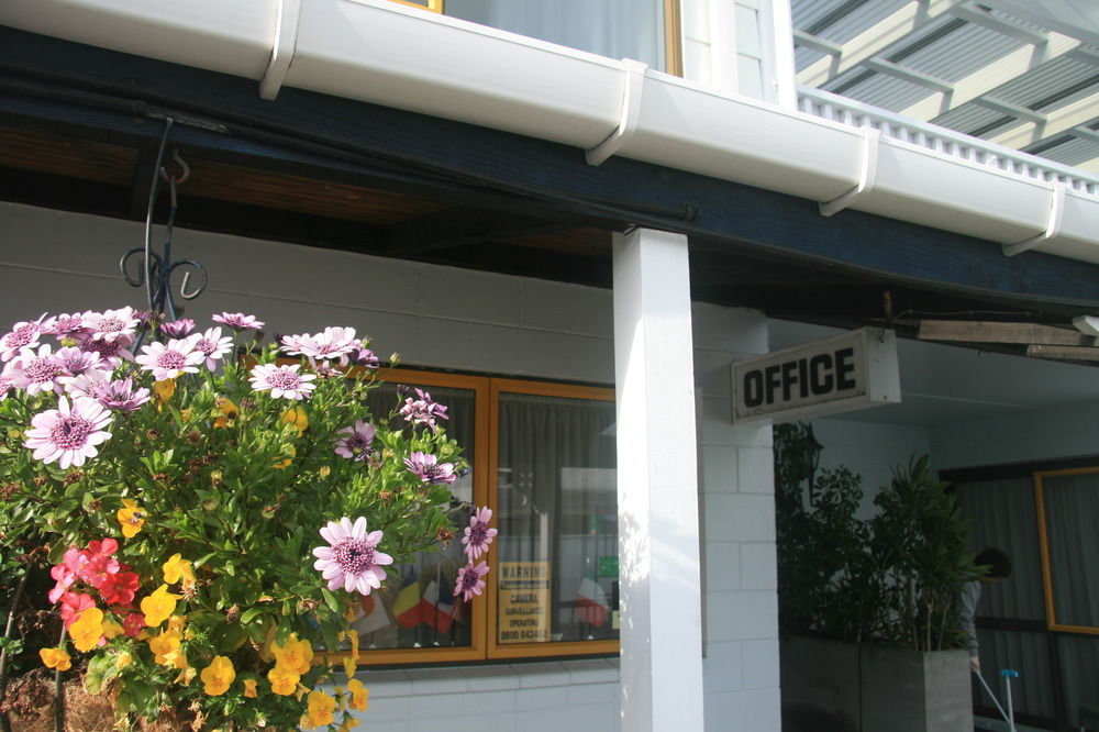Accommodation At Te Puna Motel Tauranga Exterior photo